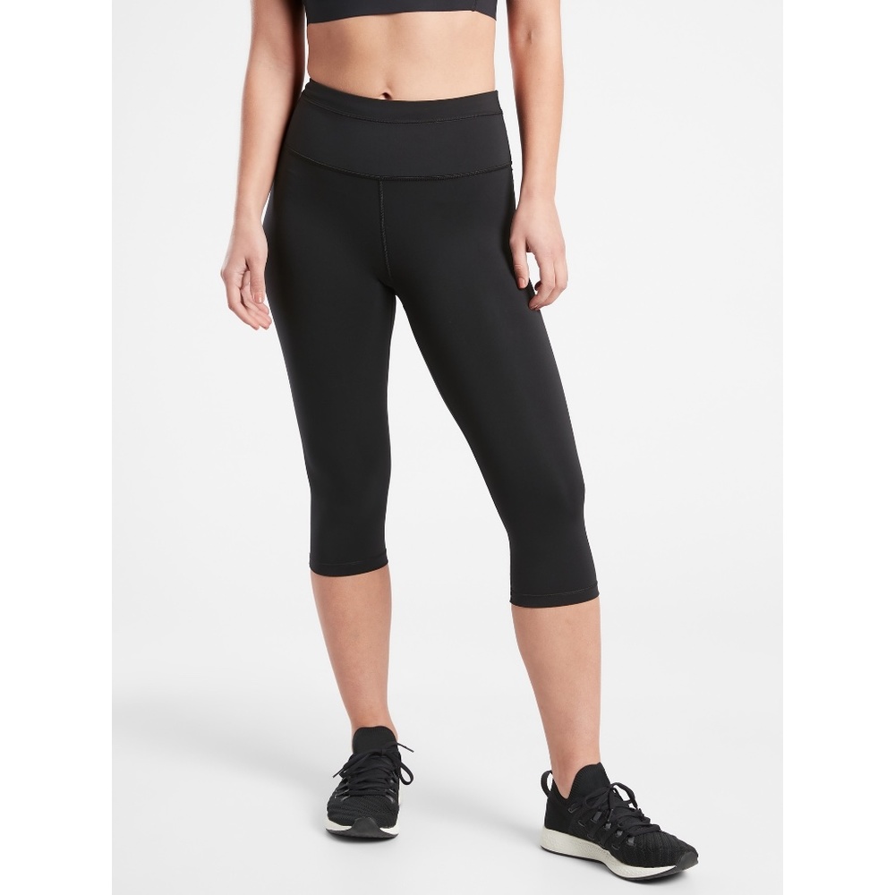 NWT Athleta Accelerate Crop Tight Legging Black